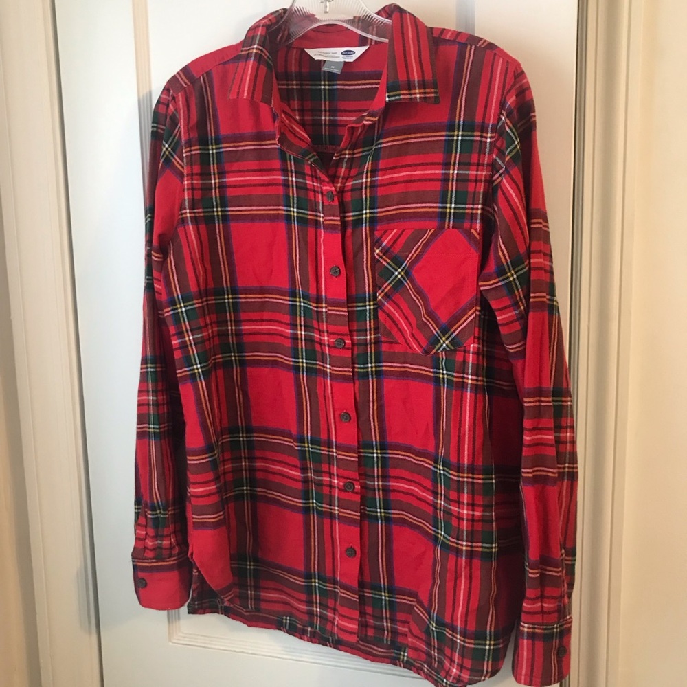Old navy plaid button up. Med.